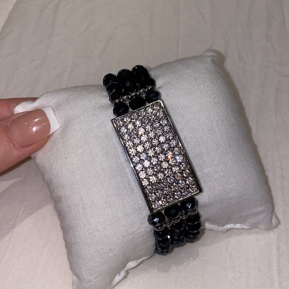 𝅺Crystal & bead bracelet - Picture 2 of 5